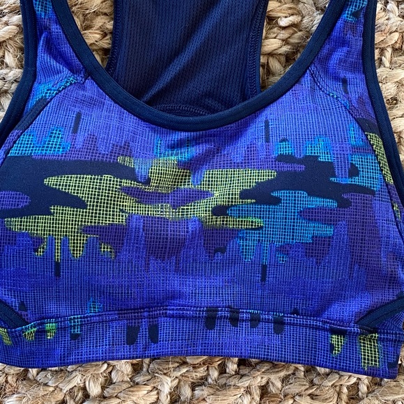 New Athleta XXS Sports Bra | Double Dare Camo Navy - Picture 3 of 7